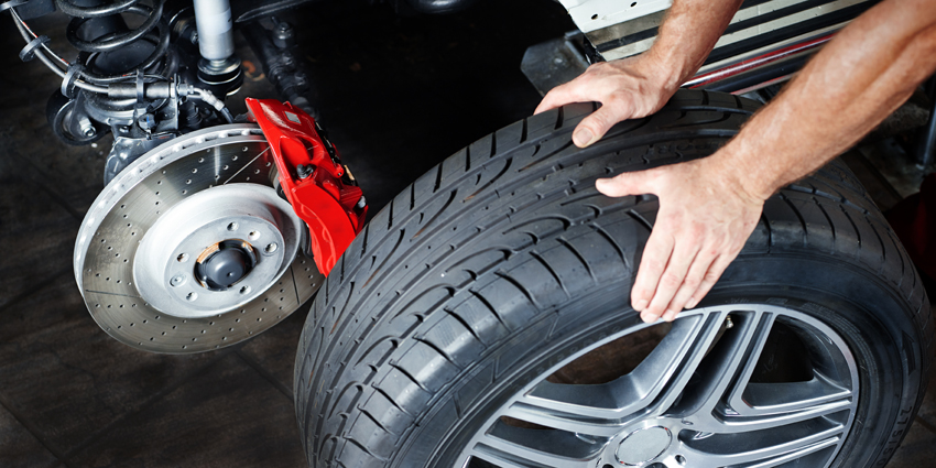 Tyre change with brake check